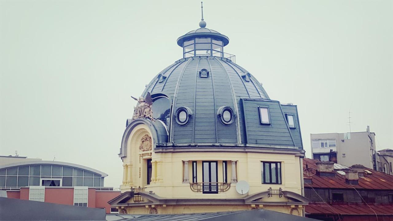 Sleep Inn Hostel Букурещ Екстериор снимка